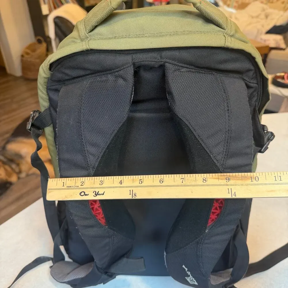 JANSPORT AirLift 2.0 Olive Green Laptop Backpack Bookbag Clamshell Tech Bag